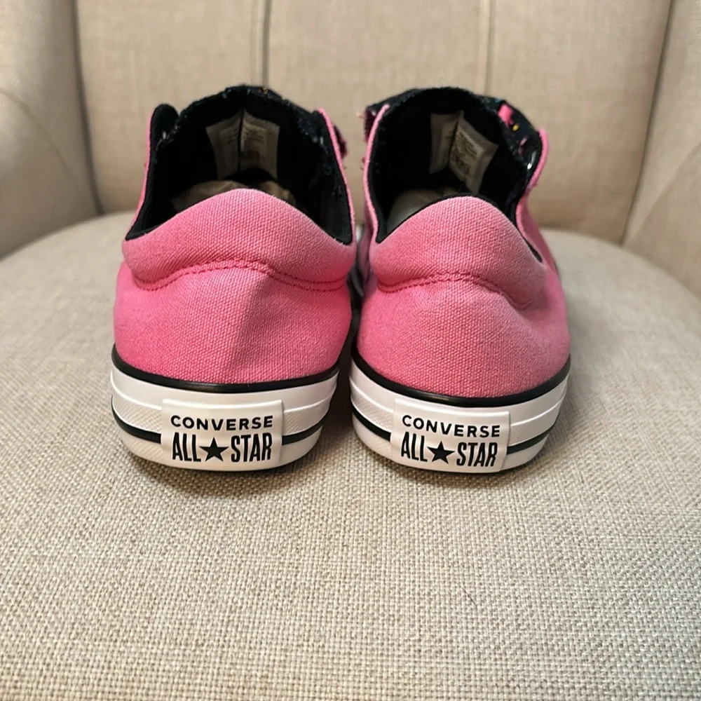 Pink Converse - Picture 4 of 7